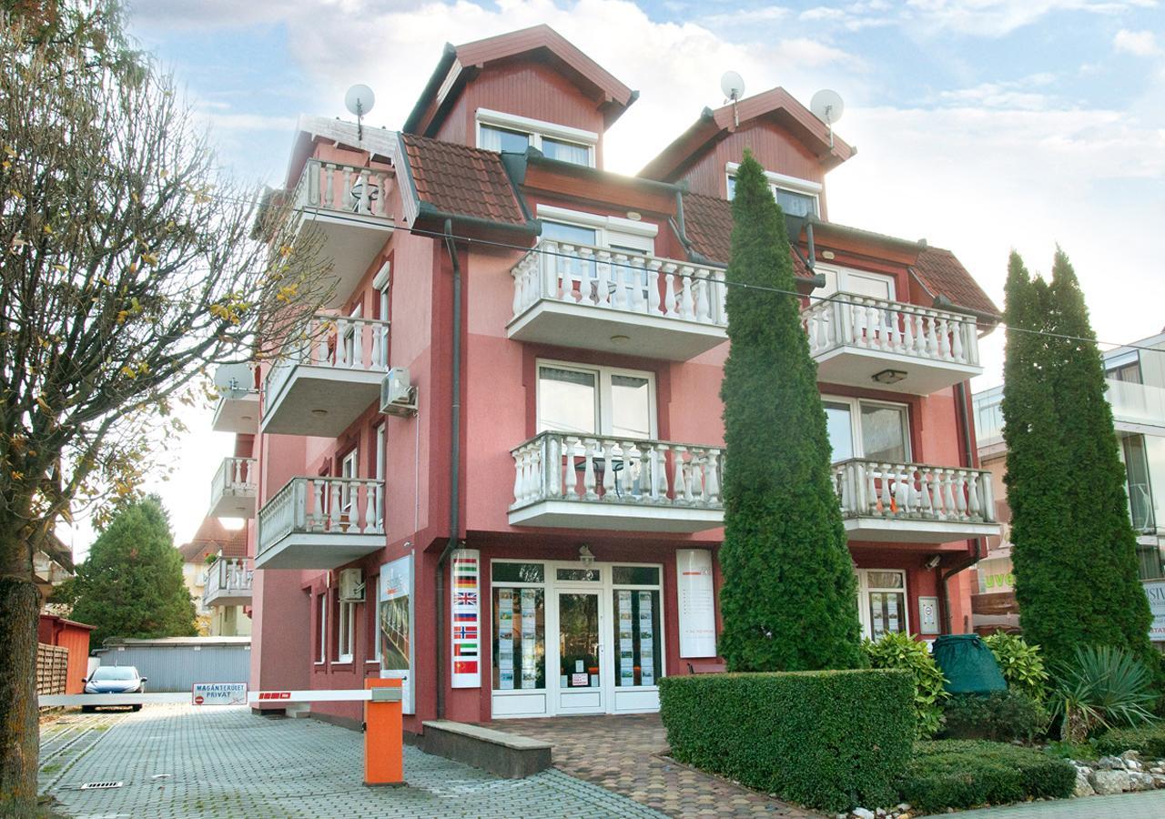 Golden Axe Apartment Heviz Exterior photo